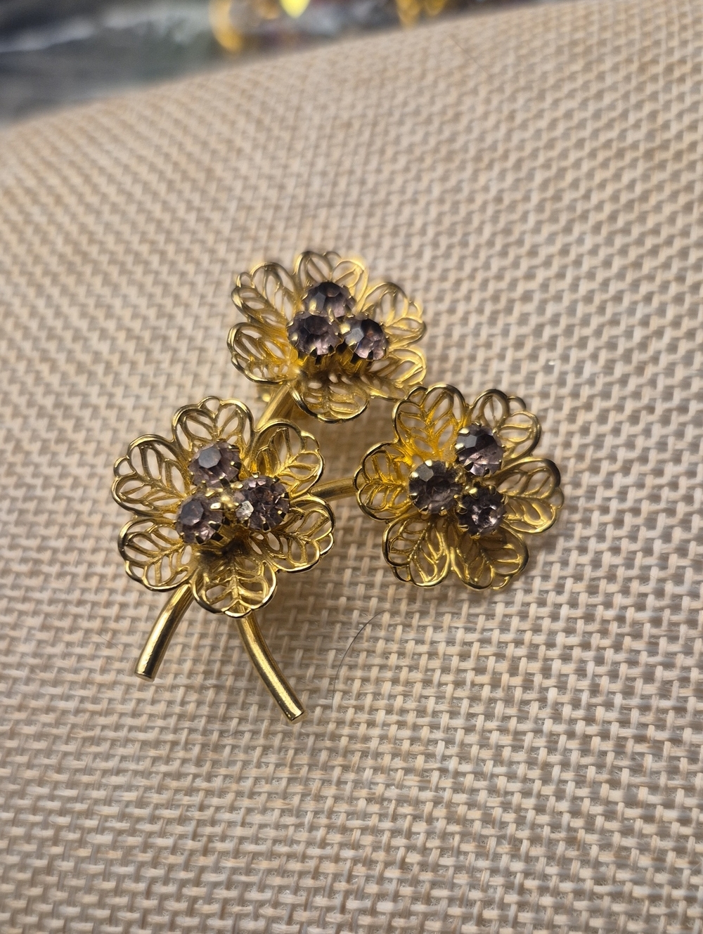Vintage Filagree Floral Open Work Gold Tone Amethyst Colored Brooch